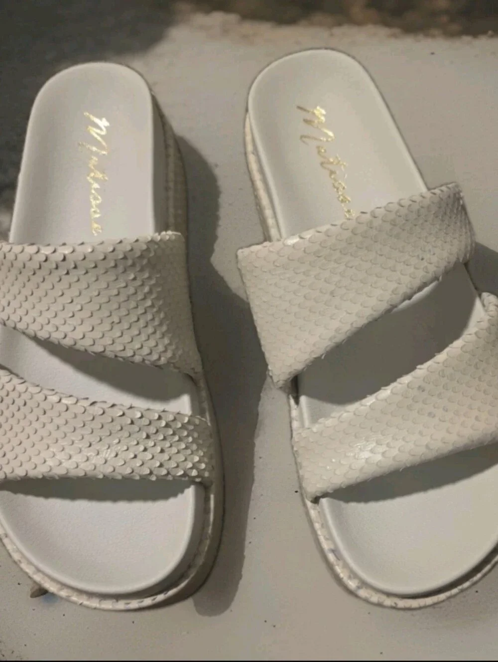 Pre-loved Matisse Leather Off White Snake Print Platform Sz 9